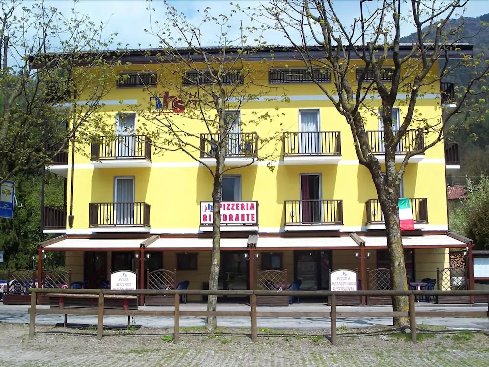 Hotel Sport - פייבה די לדרו - בניין