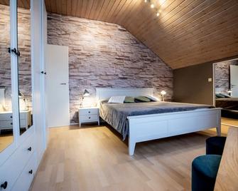 Ferienapartment Finke - Kaisersbach - Habitación
