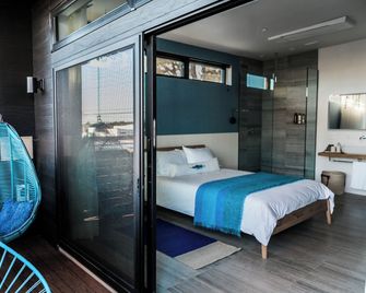 Twelve Senses Retreat - Encinitas