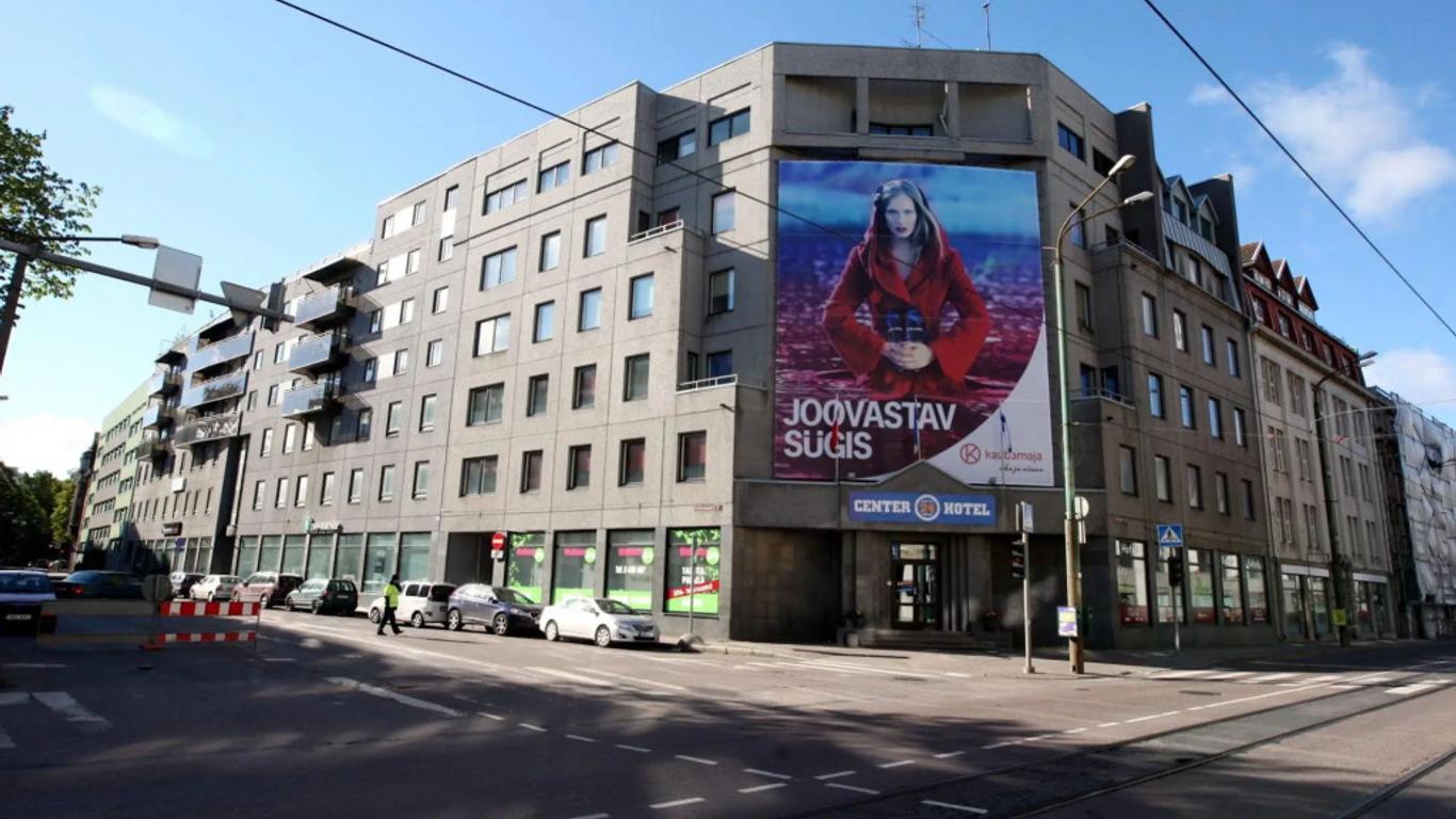 Center Hotel