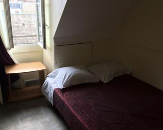 Au Royal Mad - Paris - Kamar Tidur