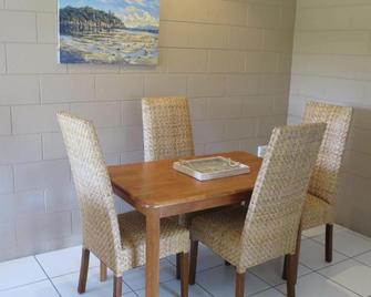 Casual Lodge Unit 4 - Nelly Bay - Jídelna