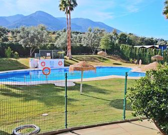 Luxury 4 pers Apartment in Alhaurin de la Torre - Alhaurín de la Torre - Pool