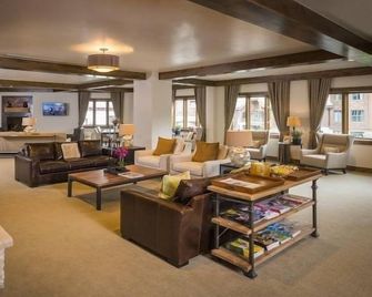 St. James Place - Beaver Creek - Lounge