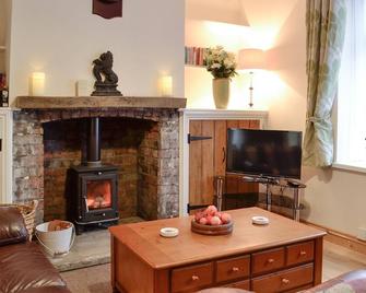Rhona's Cottage - Abergavenny - Living room