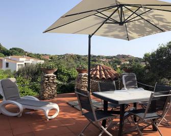 Villa In La Maddalena - La Maddalena - Patio