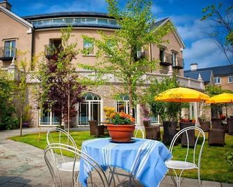 Step House Hotel - Borris
