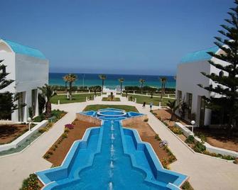 فندق الأمير بالاس - المنستير - حوض السباحة