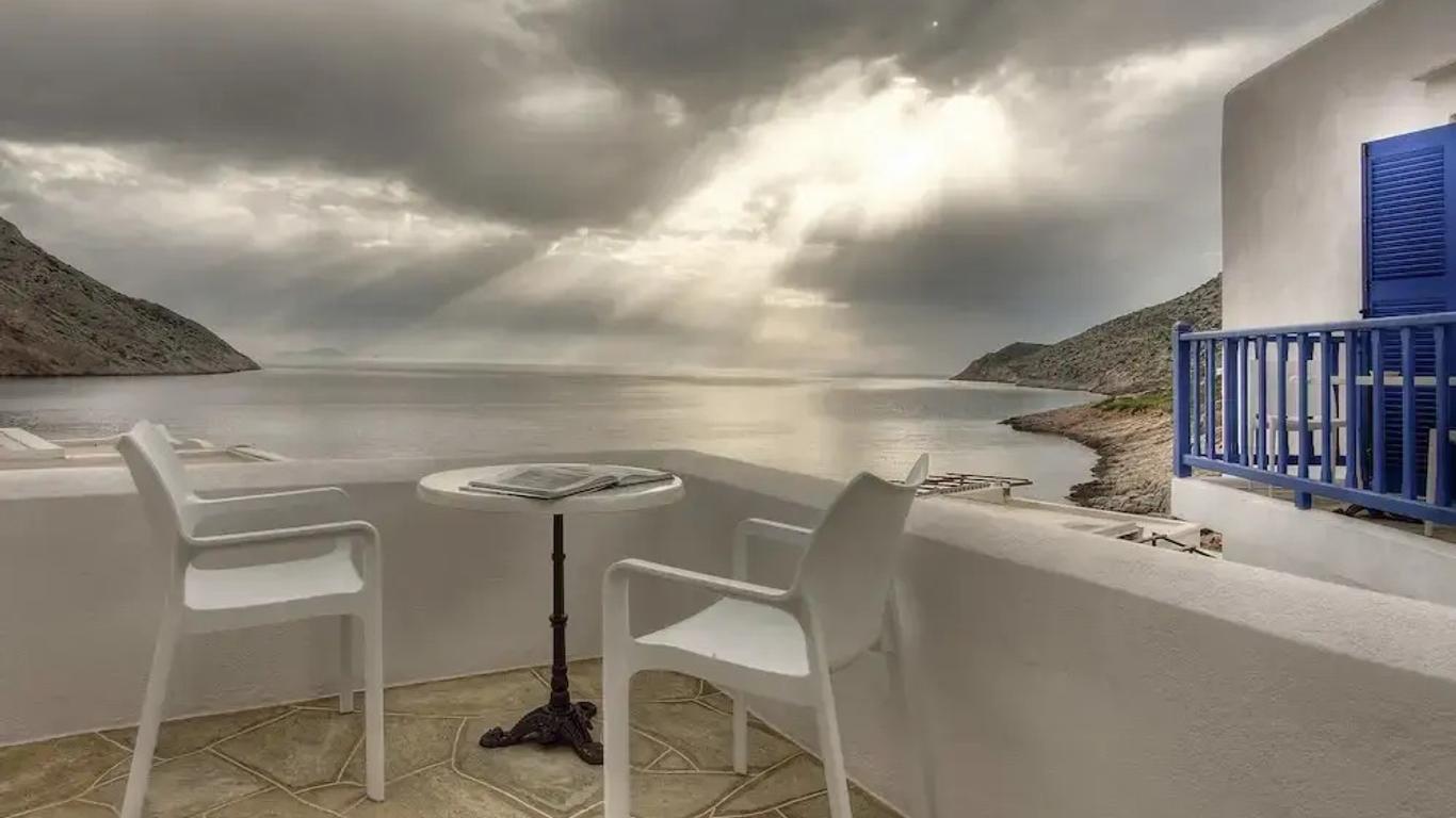 ديلفيني هوتل