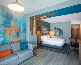 لا كينتا إن آند سويتس باي ويندام أوكسفورد - اوكسفورد (مسيسبي) - غرفة نوم