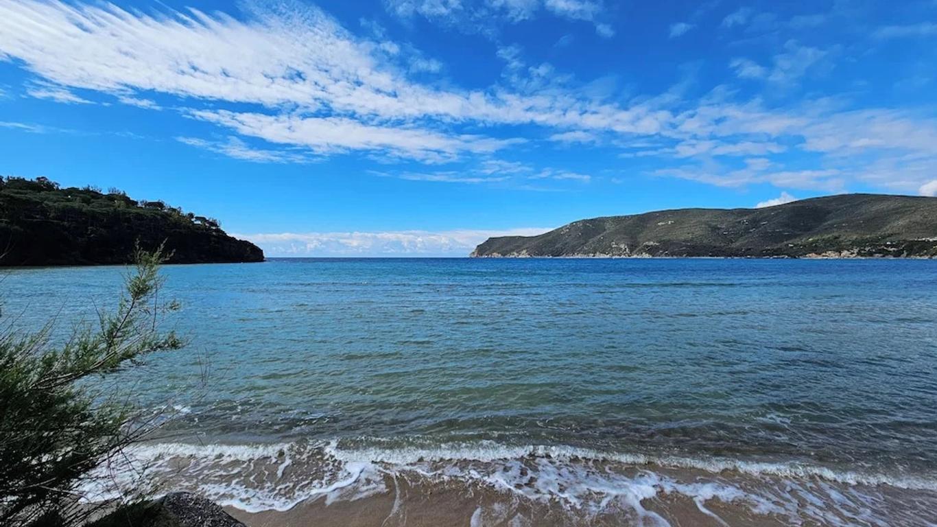 Camping Lacona Pineta