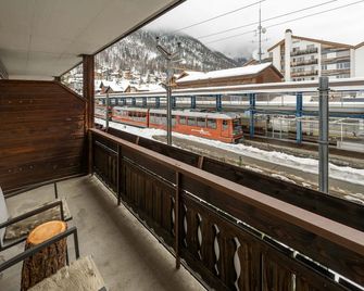 Hotel Sarazena - Zermatt - Balcony