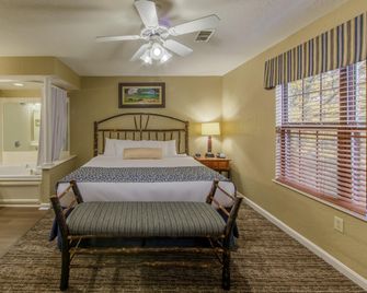 Holiday Inn Club Vacations Oak N Spruce Resort Berkshires By IHG - Lee - Bedroom