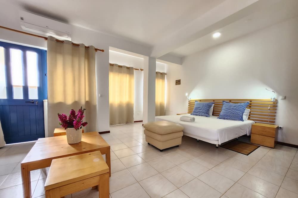 Txada Hostel - פראיה - חדר שינה