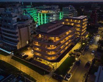 Bellettini Hotel - Milano Marittima - Building