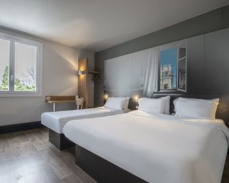 B&B HOTEL Orange - אורנג' - חדר שינה