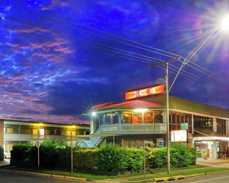 Tropical Gateway Motor Inn - Rockhampton - Building