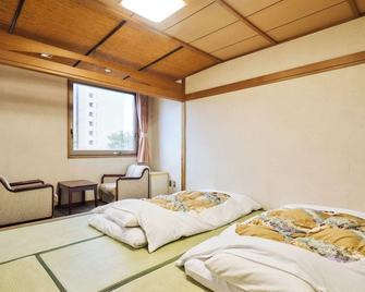 StandardWithout meals Japanesestyle room 8 tatami mats on the Fukui castle ruins side / Fukui Fukui - Fukui - Slaapkamer