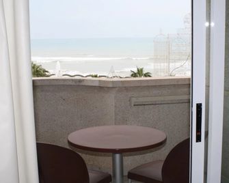 Magic Inn - Oropesa - Balkon