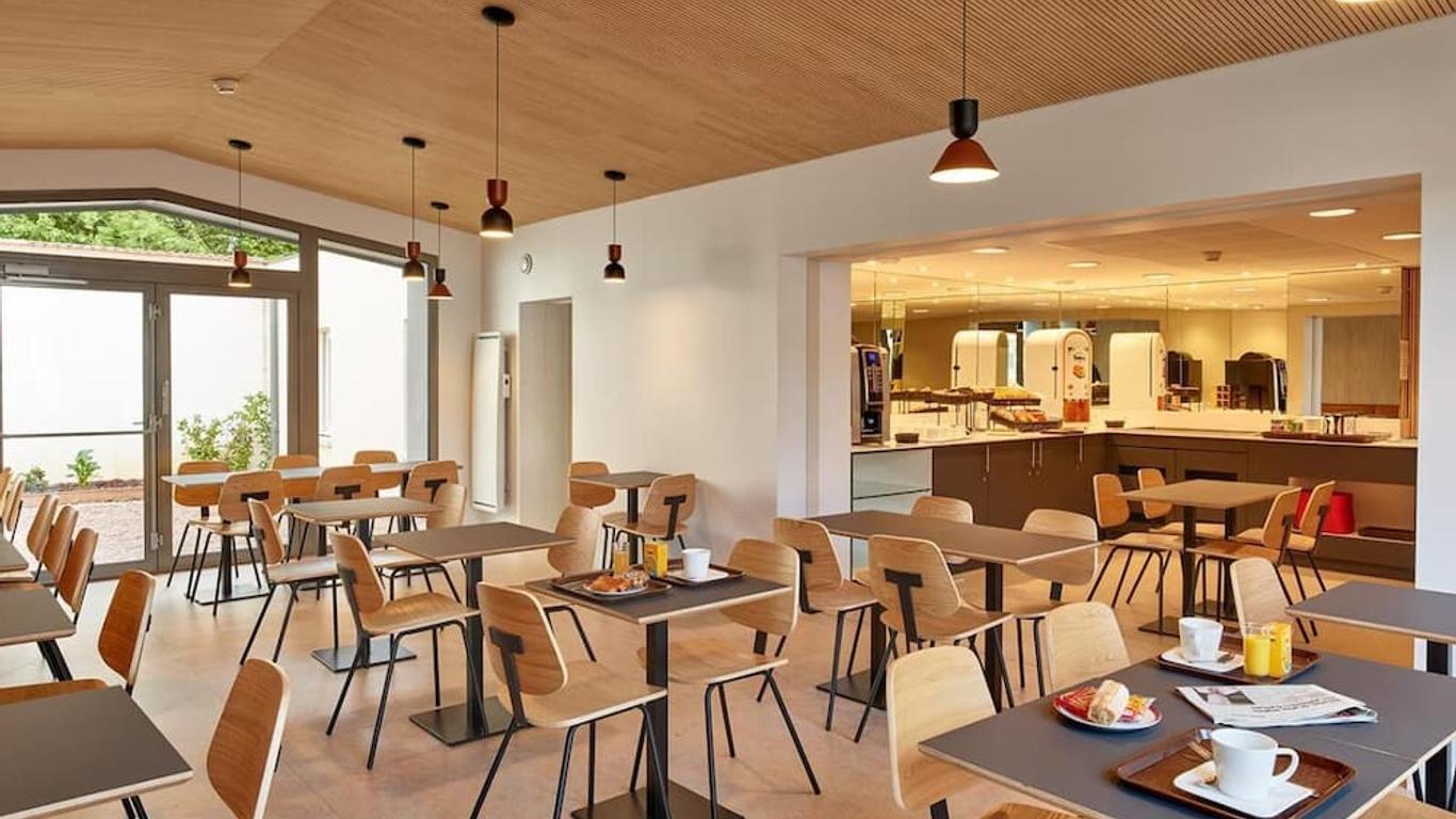 Hôtel Revotel