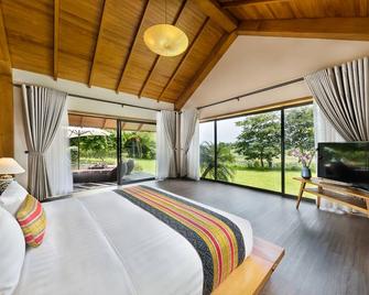 Serena Kim Boi Resort - Hoa Binh - Dong Duong - Bedroom