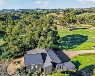 Fairview Rise | Luxury Private Farm Escape for 2 - Hahndorf