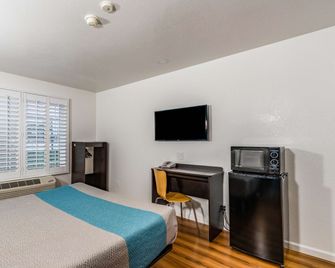 Motel 6-Fountain Valley, Ca - Huntington Beach Area - פאונטיין ואלי