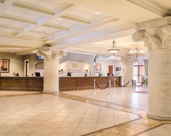 1BD/Orlando near Disney - 5 Pools, Hot Tub, Park Shuttle, and Games! - Lake Buena Vista - Lobi