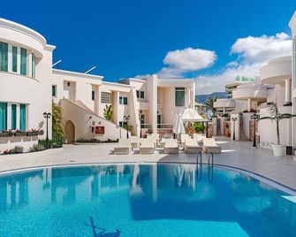 Flamingo Suites Boutique Hotel - Adeje - Pool