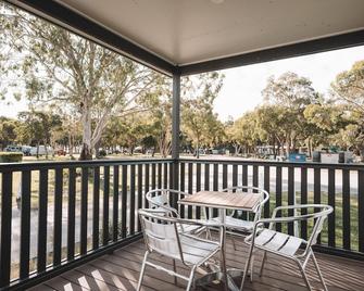 Rainbow Beach Holiday Park - Rainbow Beach - Balcone