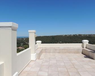 Detached house with sea view, huge garden, pool + own gym - Plettenberg Bay - Balcony