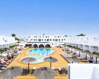 Las Adelfas - Puerto del Carmen