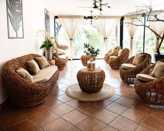 Botaniq Hotel Boutique - Valle de Bravo - Lobby