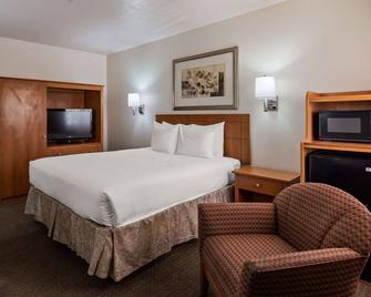 Best Western Socorro Hotel & Suites - Socorro - Bedroom