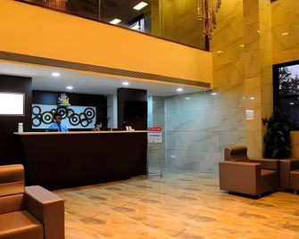 Pride Biznotel - The Maison Anand - Ānand - Lobby