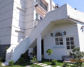 Goodeatting - Jiaoxi Township - בניין