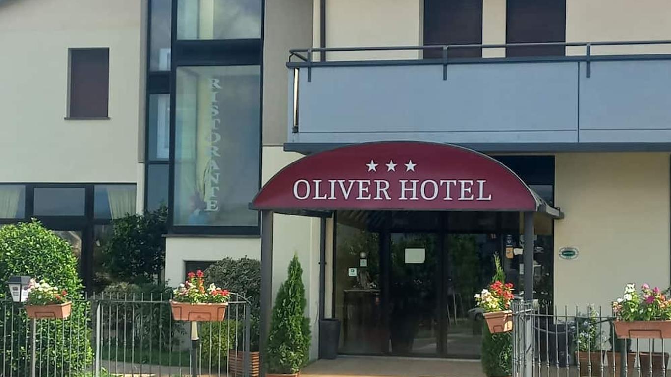 Oliver Hotel