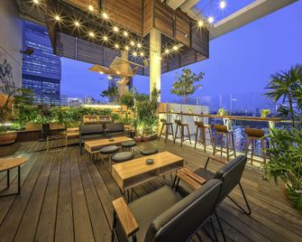 All Seasons Jakarta Thamrin - ג'קרטה - פטיו