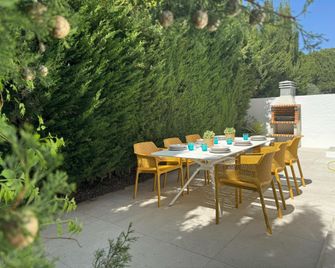 Villa in LEscala near Beaches Empuries - l'Escala - Patio