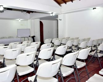 Hotel Zaraya - Cúcuta - Salle de réunion