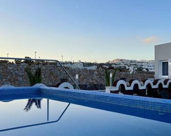 Villa Agas - Karterados - Pool