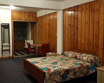 Le Gavnor-D.Rittoo Complex - Quatre Bornes - Habitación
