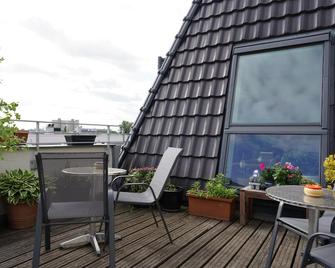 هوتل أمبيرت - برلين - شرفة