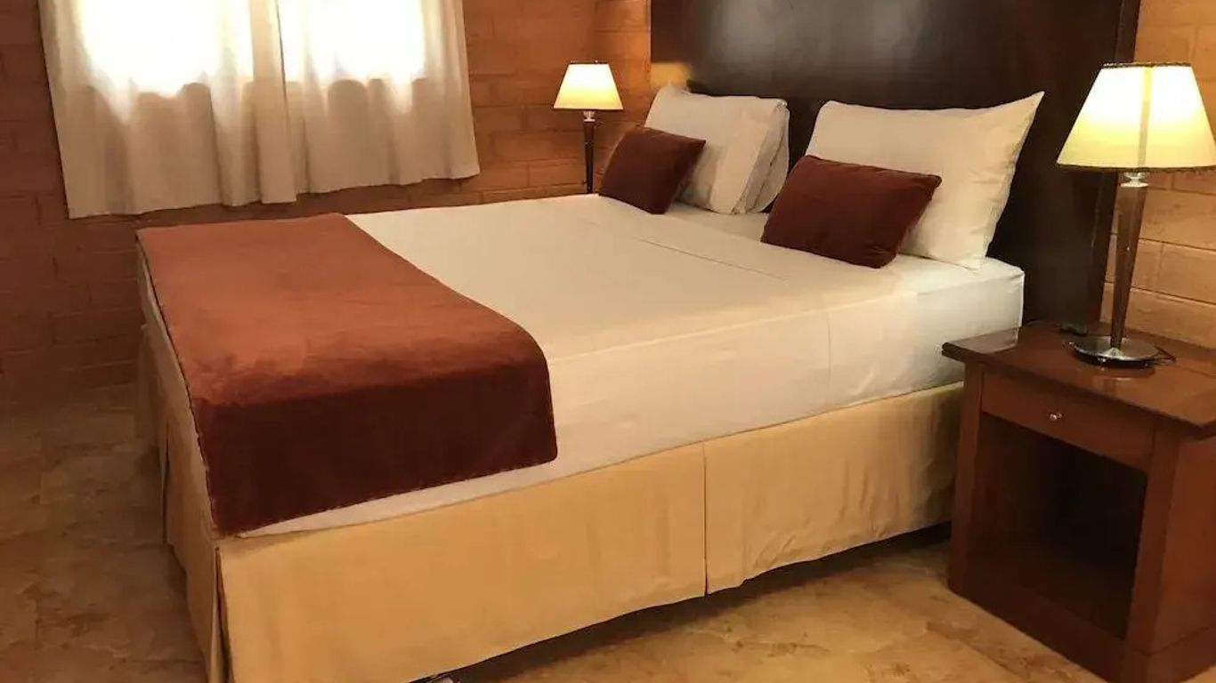 Hotel 4 U Saliya Garden