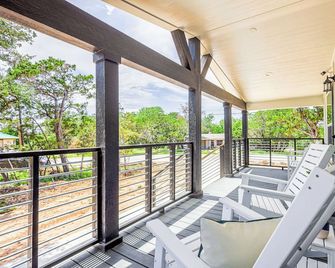New Lake House - Path to the Beach! - Temple - Balcony