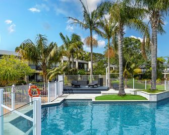 Holiday Inn Auckland Airport By IHG - Auckland - Svømmebasseng
