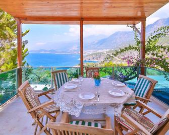 Villa Dundar - Kas Apartments - Kaş - Balcony