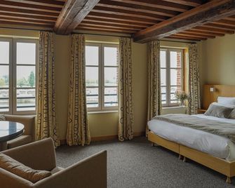 L'Absinthe Hôtel - Honfleur - Bedroom
