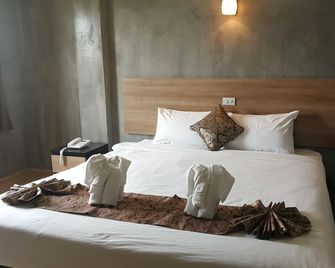 Narai Iyara Palace - Lop Buri - Bedroom
