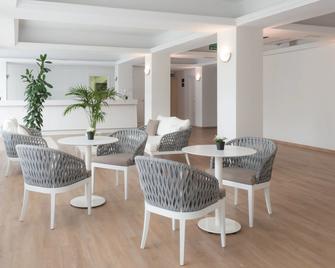 Osprey Menorca Hotel - Cala en Porter